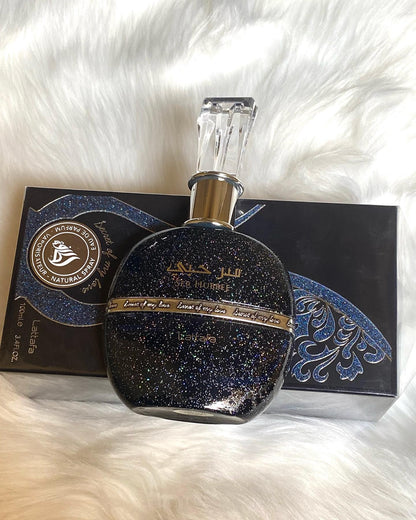 Ser Hubbee Eau de Parfum para Mujer - Lattafa. Una sinfonía armoniosa de notas florales y frutales envolventes