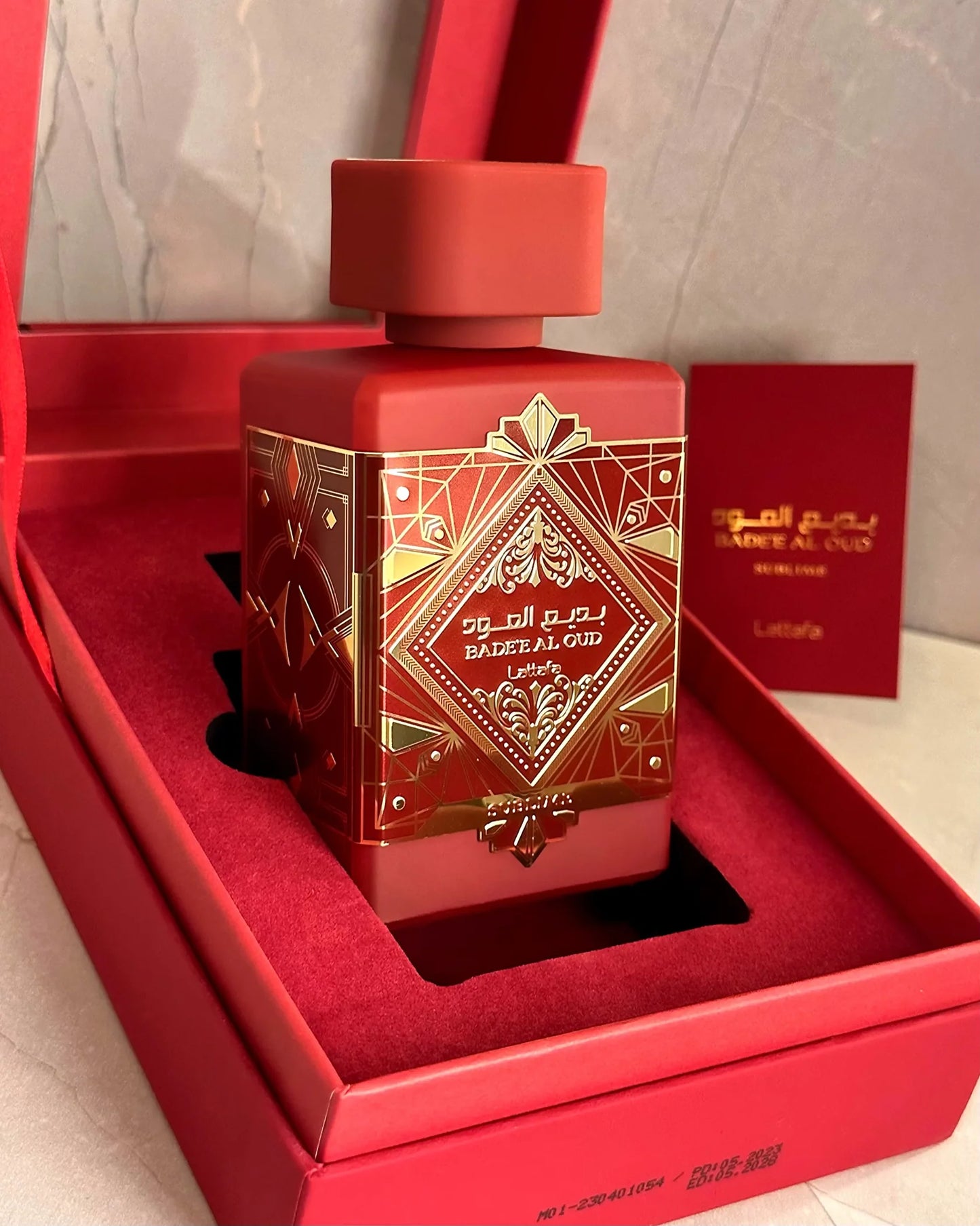 Badee al Oud Sublime Perfume para Mujer - Lattafa Fresca y Afrutada